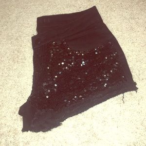 ❗️CLEARANCE ❗️Sequin black jeans shorts